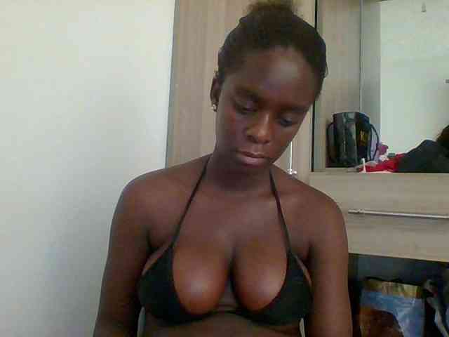 Chocolateaa webcam