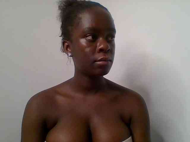 Chocolateaa webcam