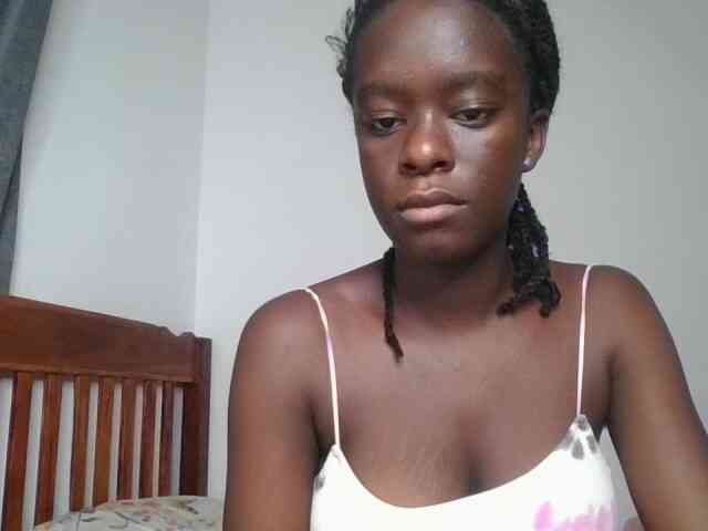 Chocolateaa webcam