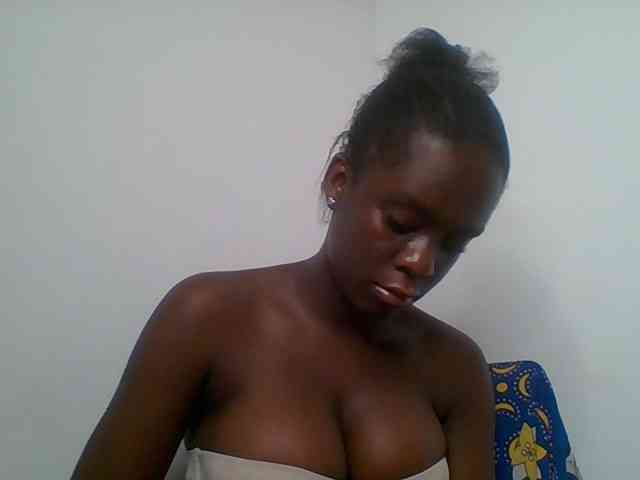 Chocolateaa webcam