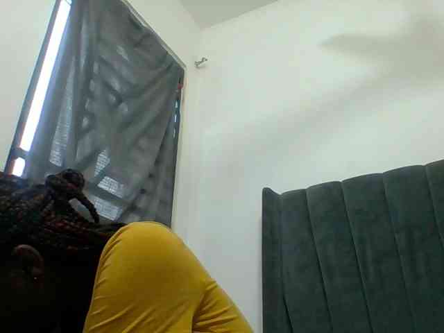 Chocolateaa webcam