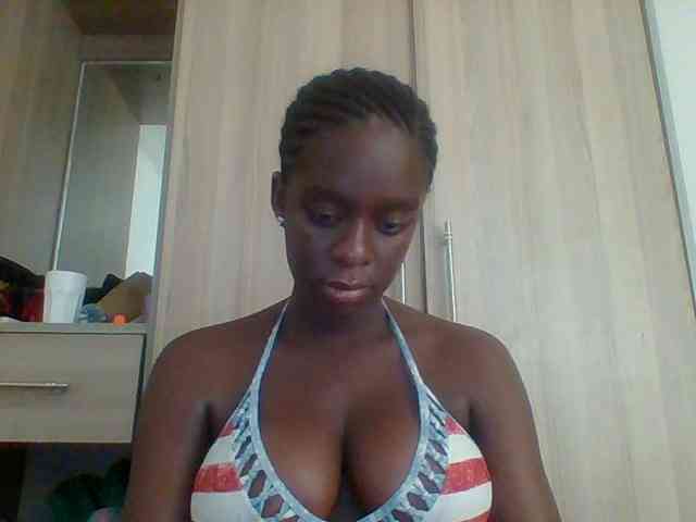 Chocolateaa webcam