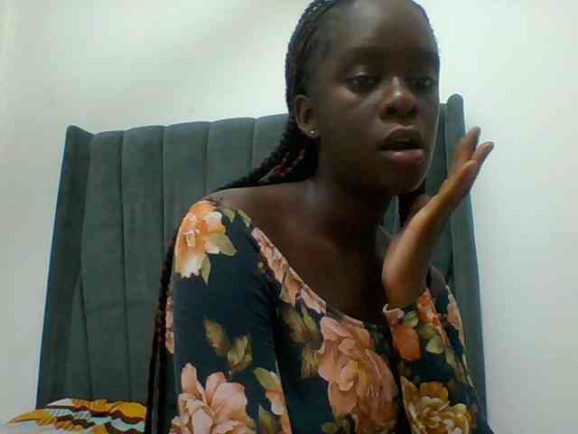 Chocolateaa webcam