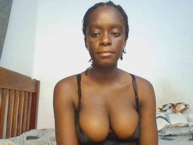 Chocolateaa webcam