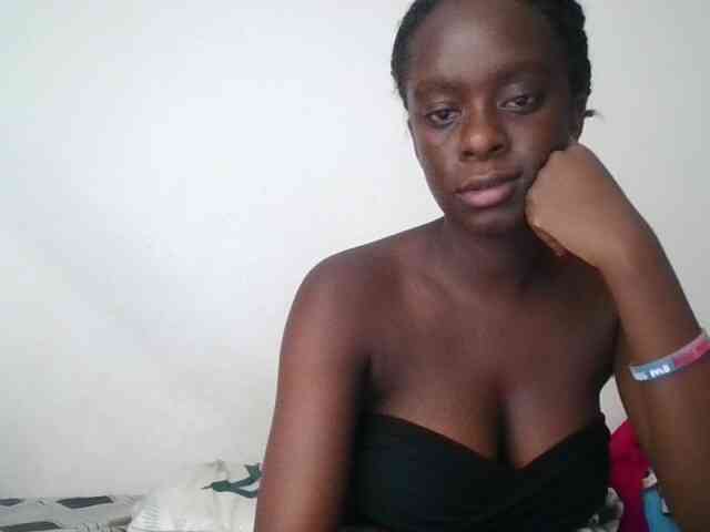 Chocolateaa webcam