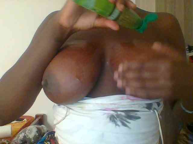 Chocolateaa webcam