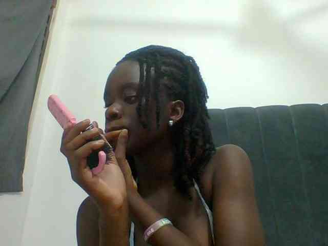 Chocolateaa webcam