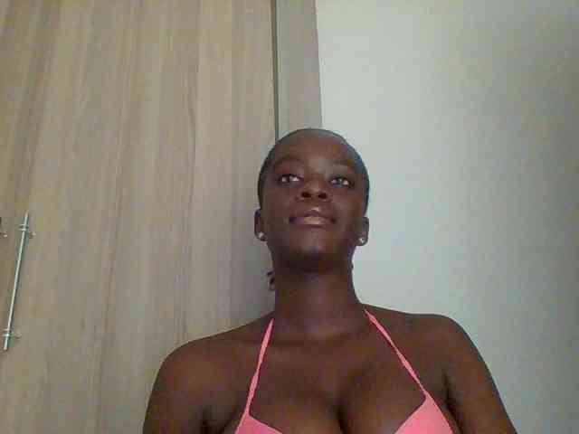 Chocolateaa webcam