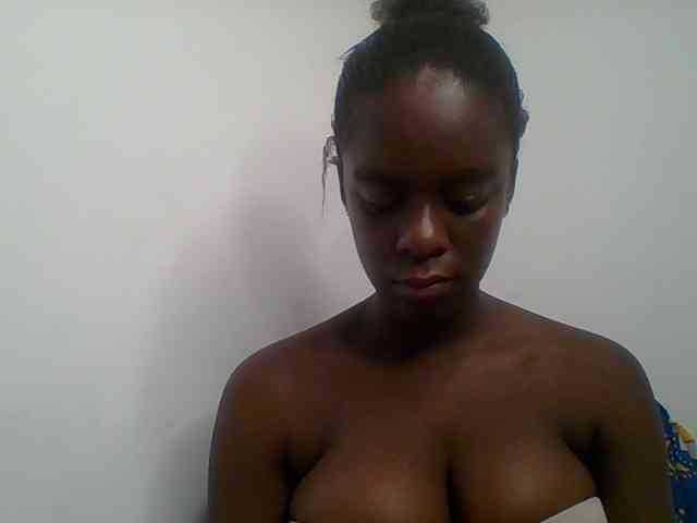 Chocolateaa webcam