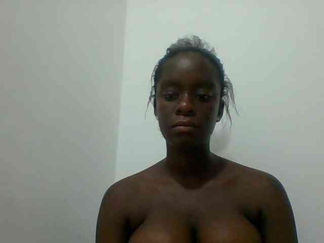 Chocolateaa webcam
