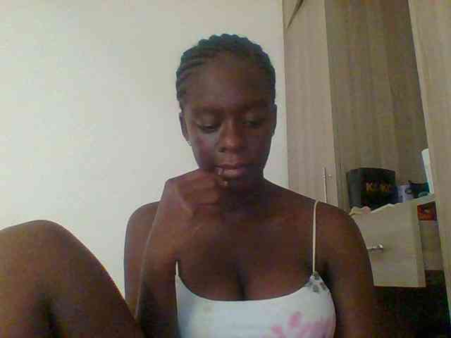 Chocolateaa webcam