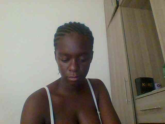 Chocolateaa webcam