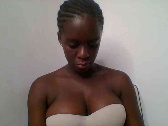 Chocolateaa webcam