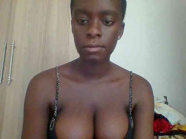Chocolateaa webcam