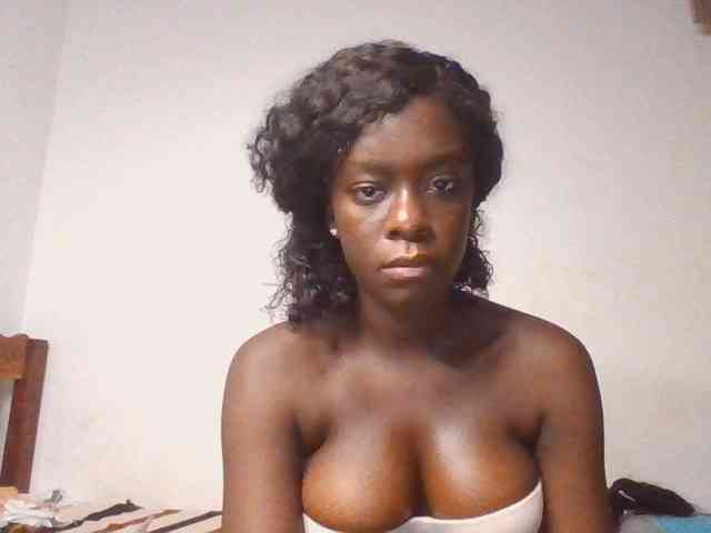 Chocolateaa webcam