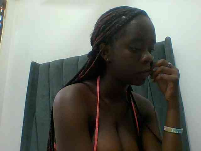 Chocolateaa webcam