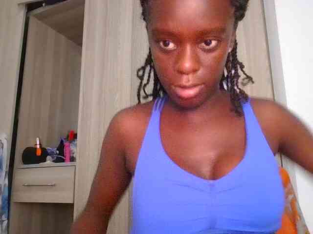 Chocolateaa webcam