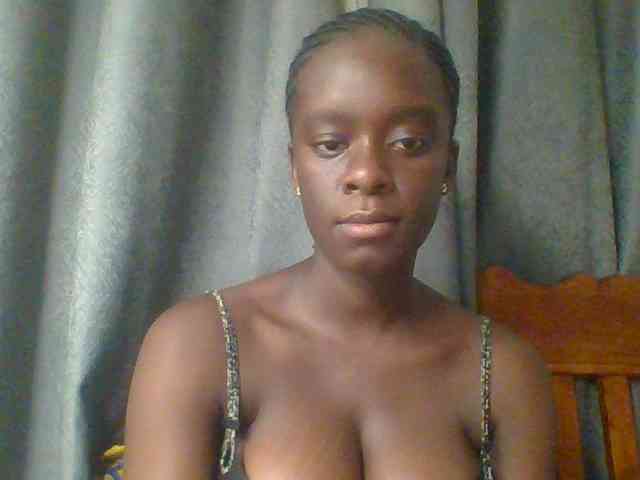 Chocolateaa webcam