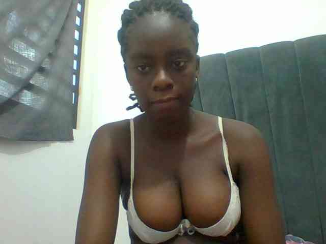 Chocolateaa webcam