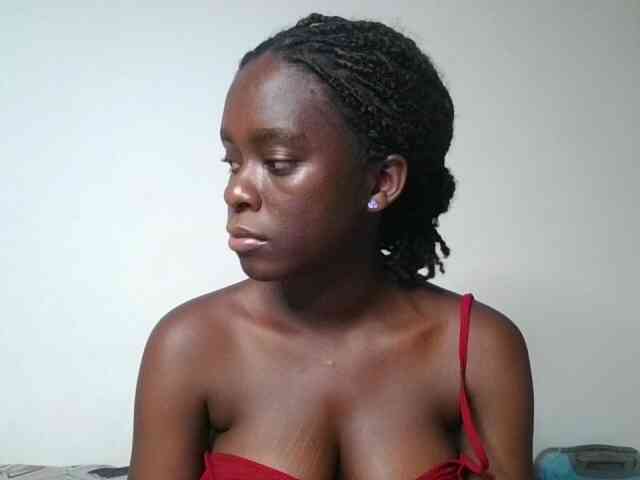 Chocolateaa webcam