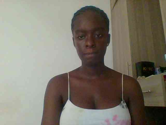 Chocolateaa webcam