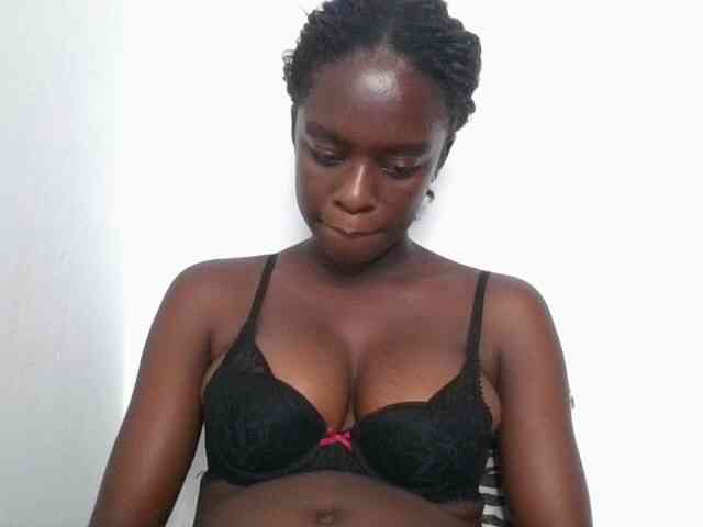 Chocolateaa webcam