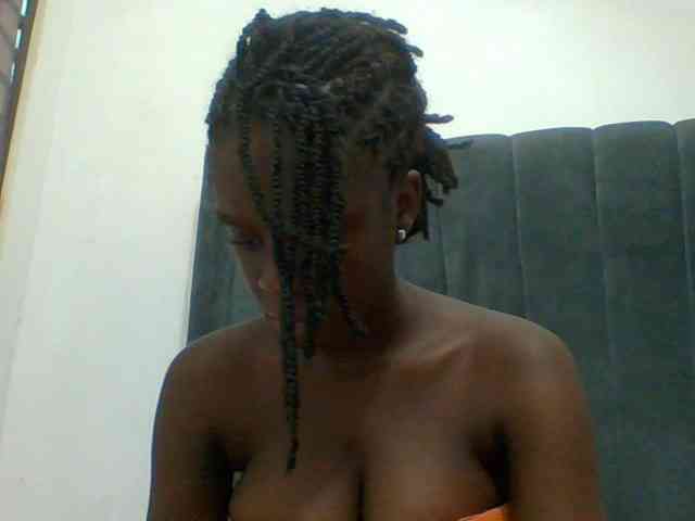 Chocolateaa webcam