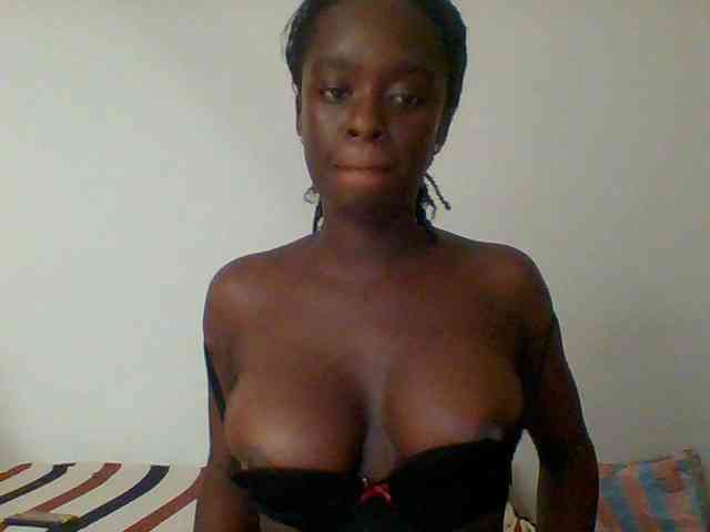 Chocolateaa webcam