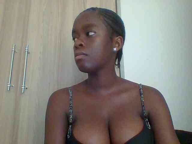 Chocolateaa webcam