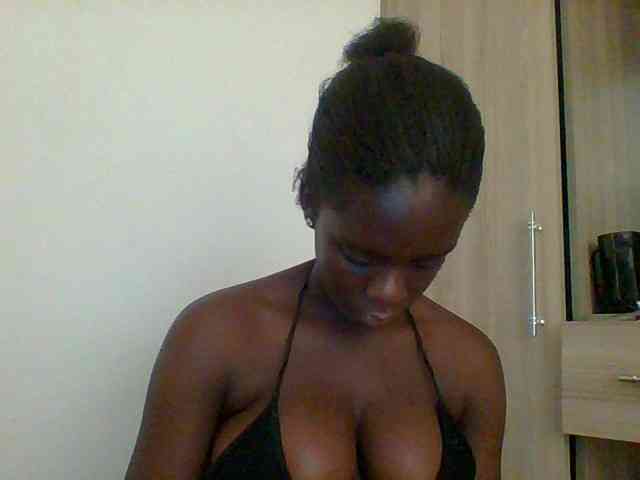 Chocolateaa webcam