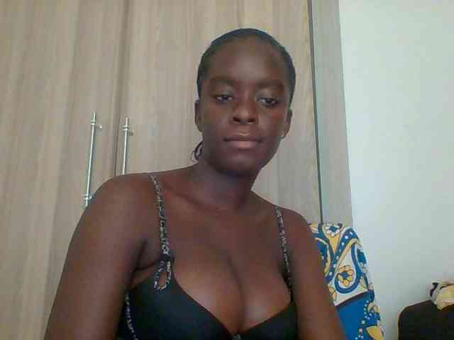 Chocolateaa webcam