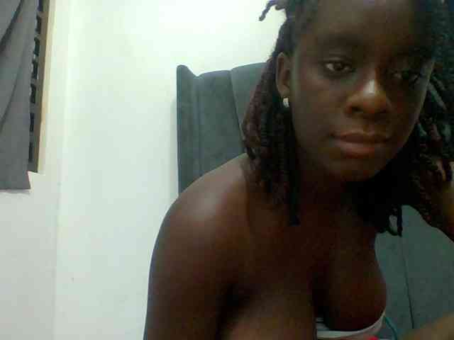 Chocolateaa webcam