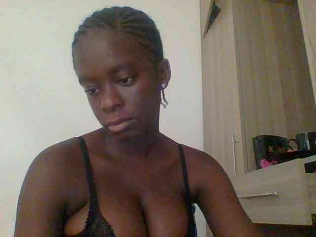 Chocolateaa webcam