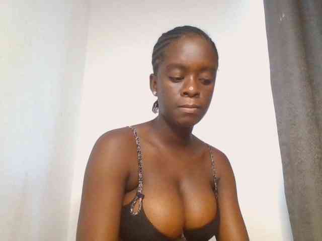 Chocolateaa webcam