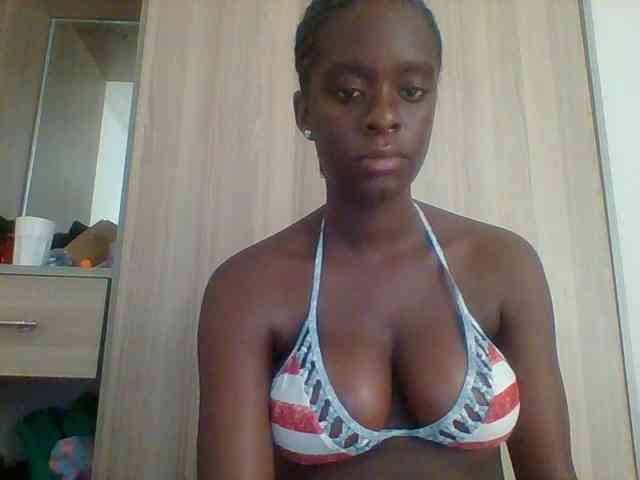 Chocolateaa webcam