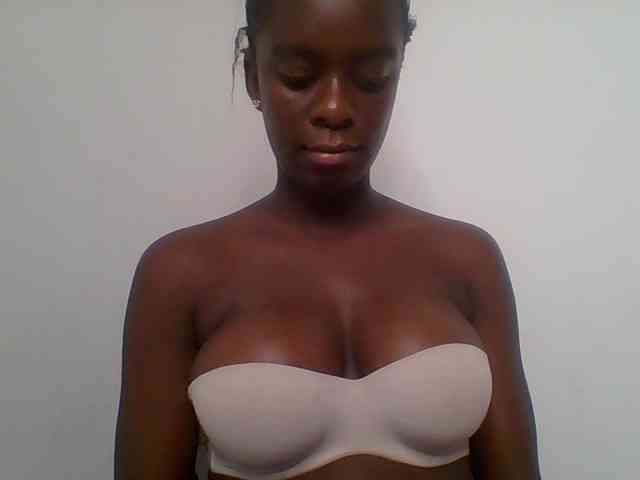 Chocolateaa webcam