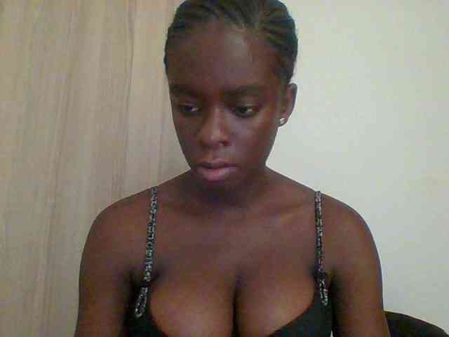 Chocolateaa webcam