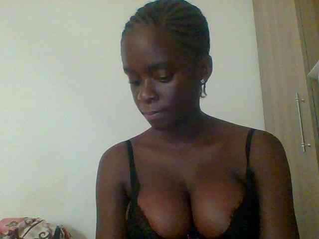 Chocolateaa webcam