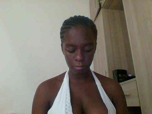 Chocolateaa webcam