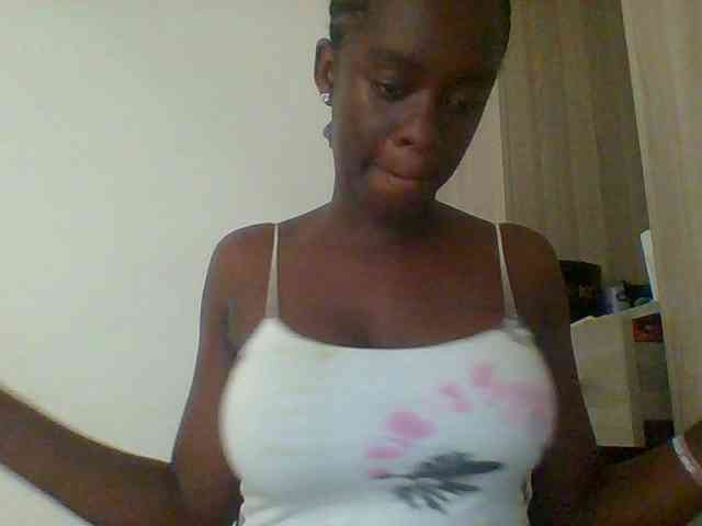 Chocolateaa webcam