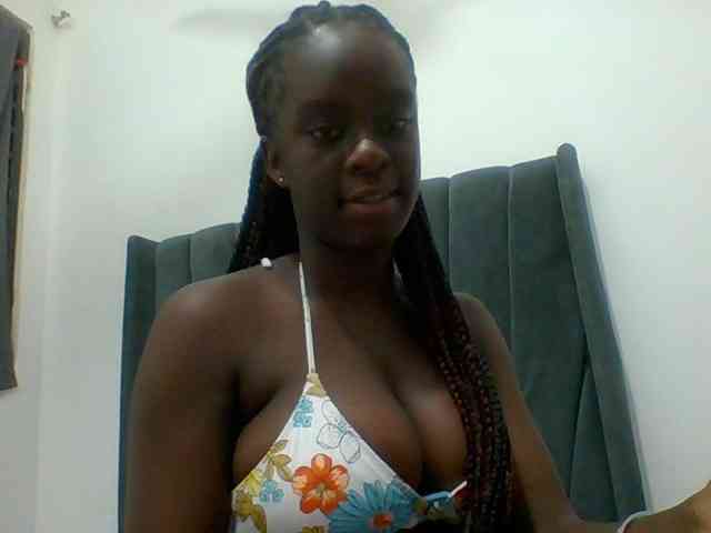 Chocolateaa webcam