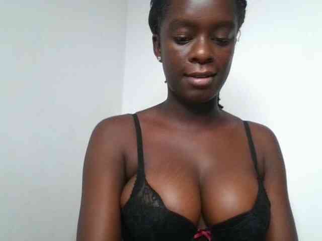Chocolateaa webcam