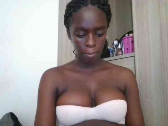Chocolateaa webcam