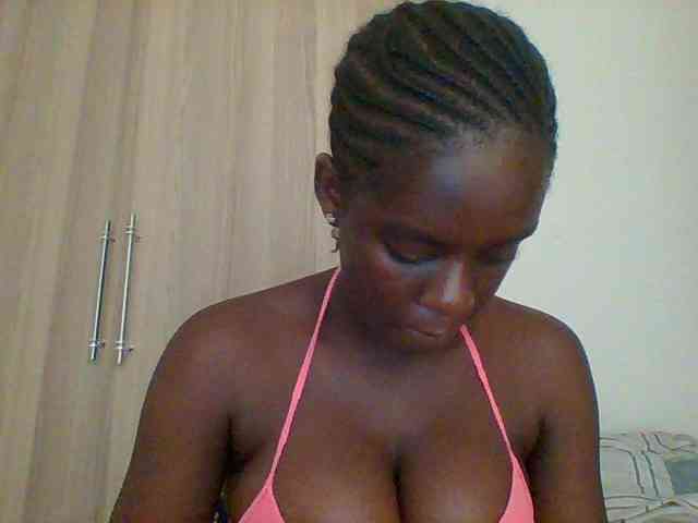 Chocolateaa webcam