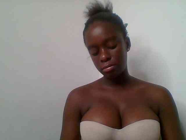 Chocolateaa webcam