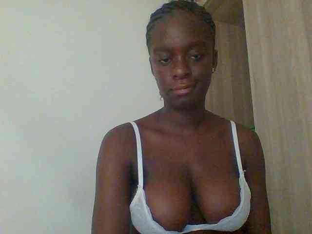 Chocolateaa webcam