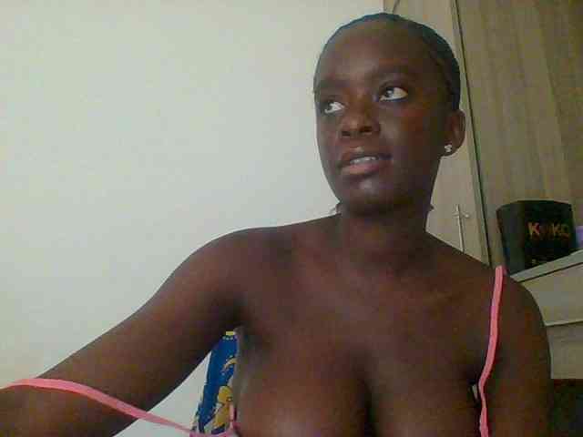 Chocolateaa webcam