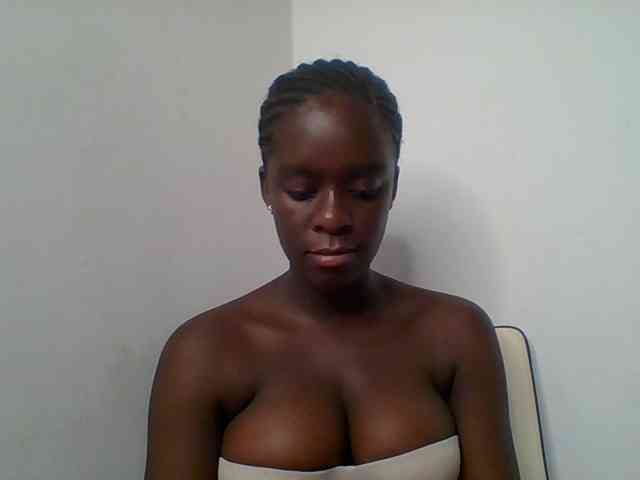 Chocolateaa webcam