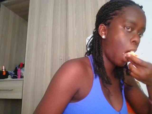 Chocolateaa webcam