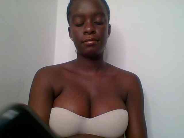 Chocolateaa webcam